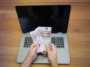 Online Poker